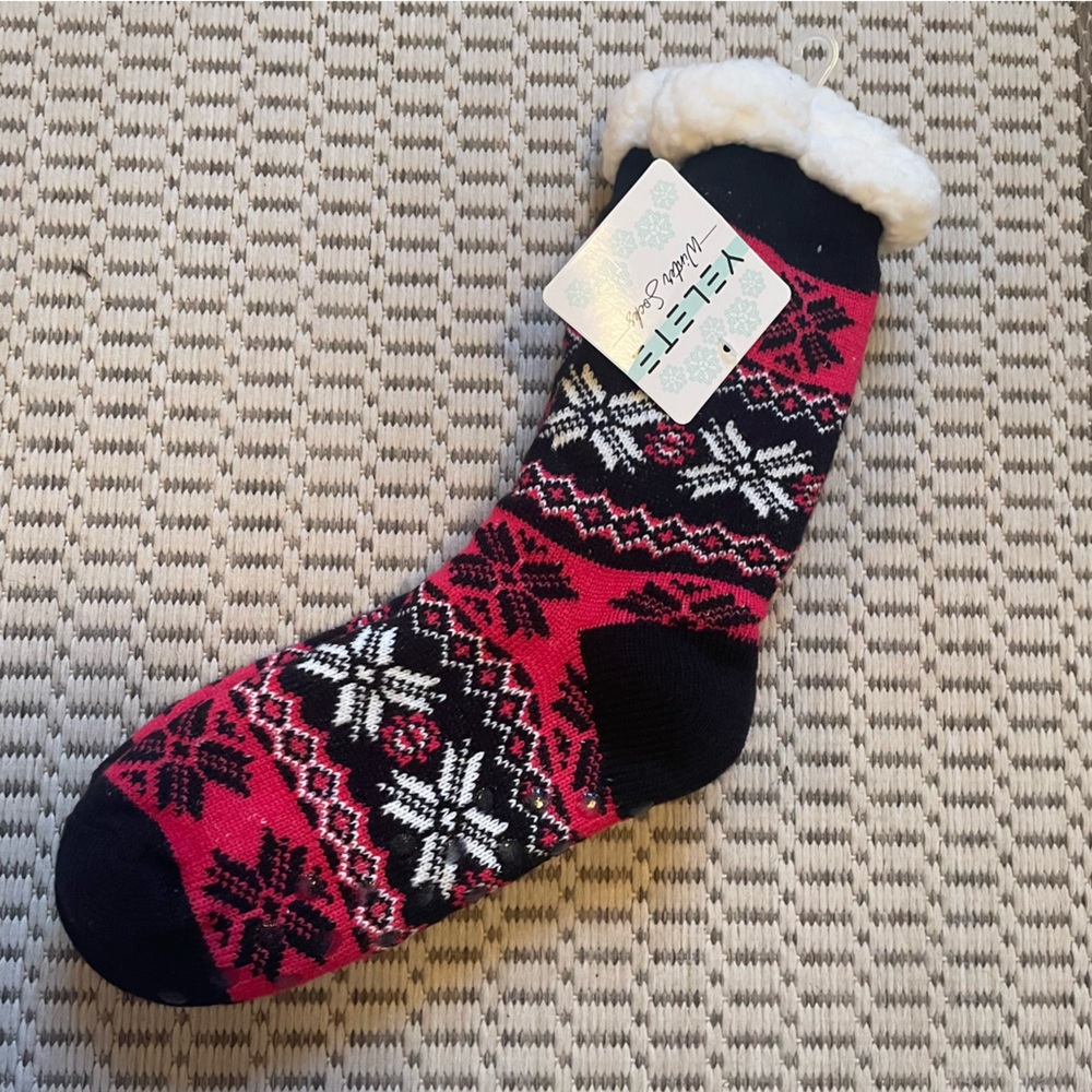 Yelete Sherpa Snowflake ❄️ Winter Socks - pink & black - NWT